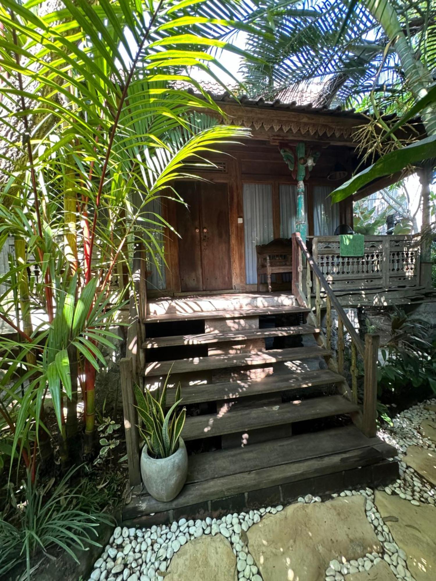 Umakayu Joglo Villa Canggu - Boutique Hotel Bagian luar foto