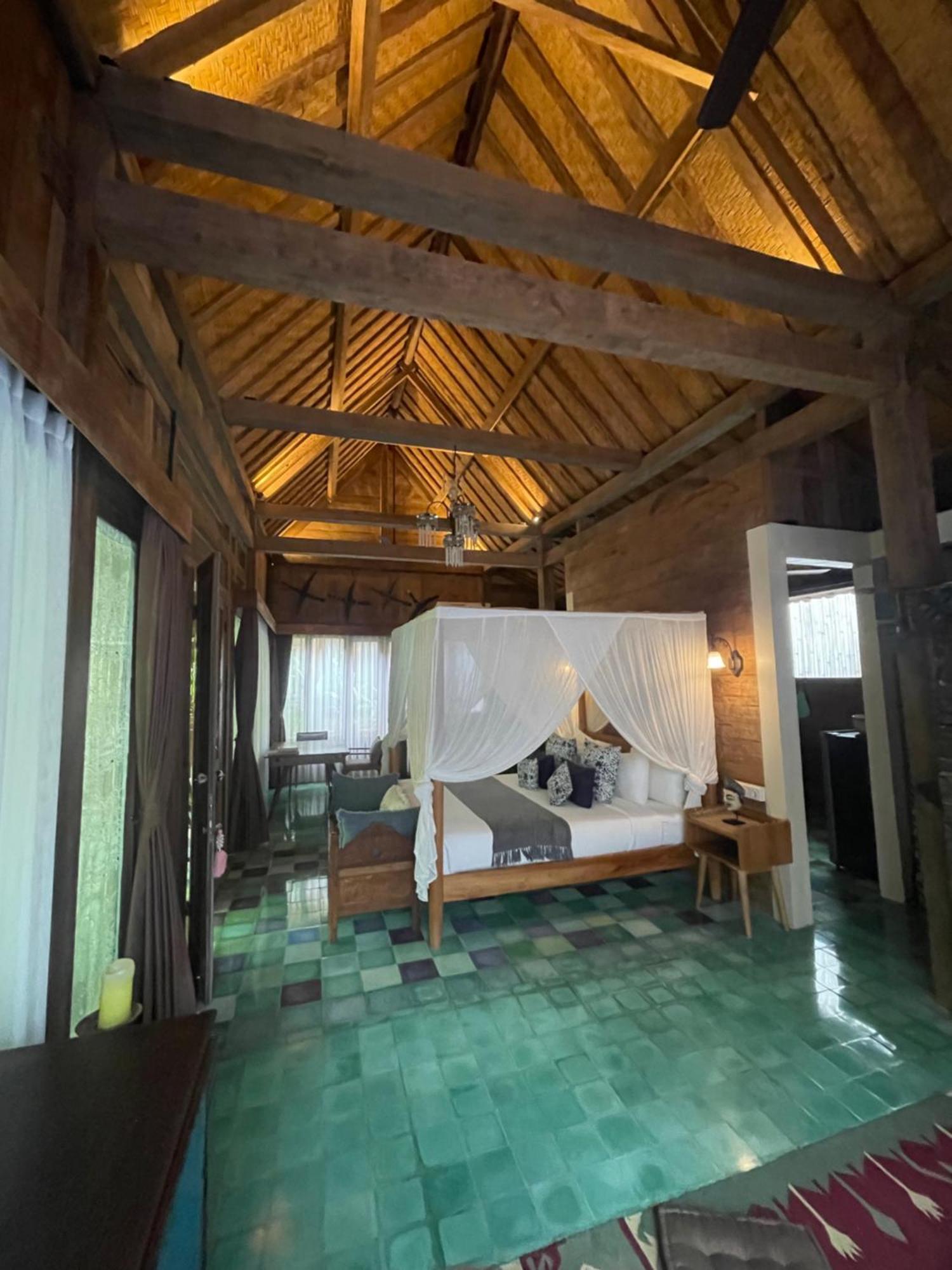 Umakayu Joglo Villa Canggu - Boutique Hotel Bagian luar foto