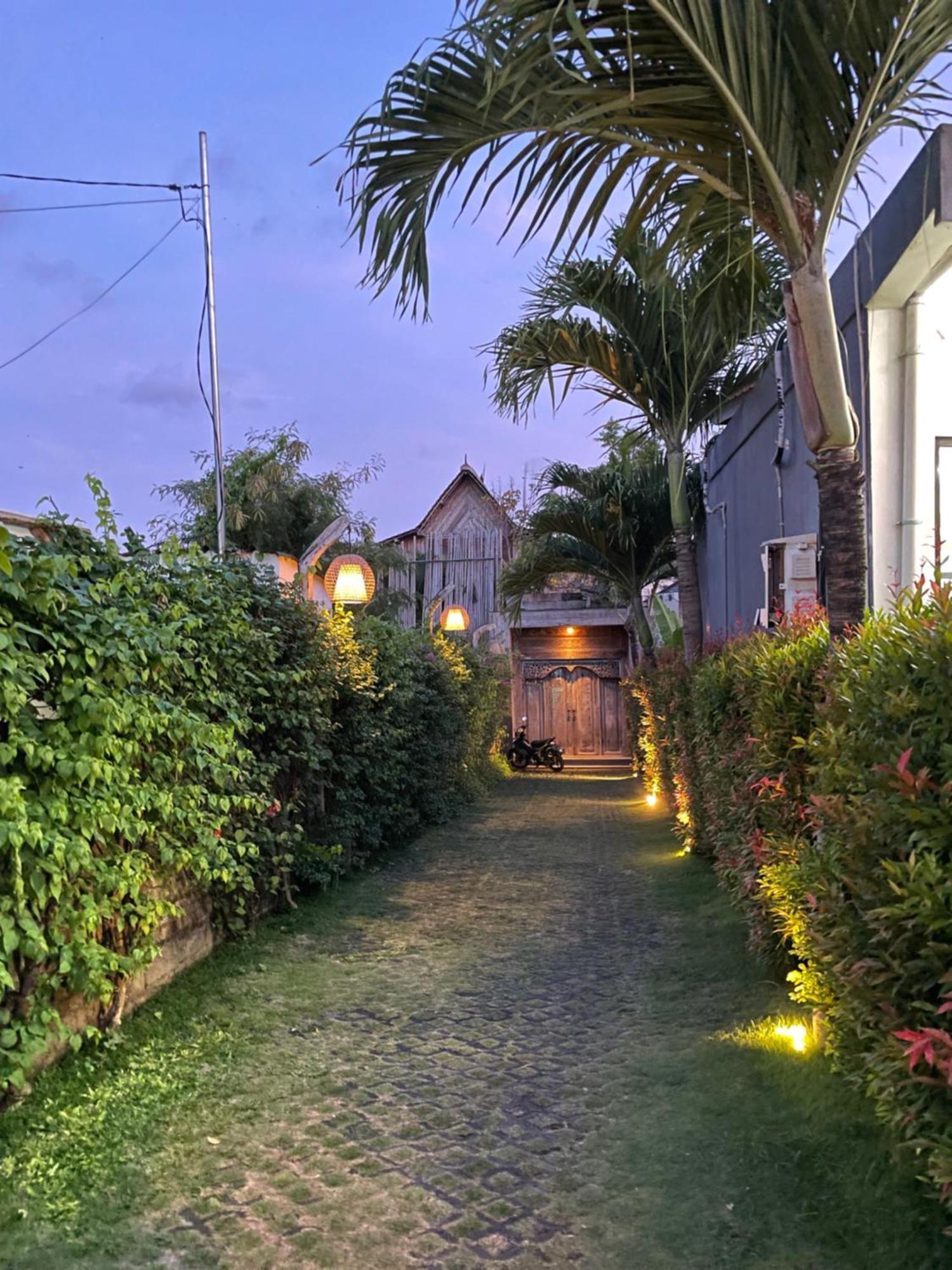 Umakayu Joglo Villa Canggu - Boutique Hotel Bagian luar foto