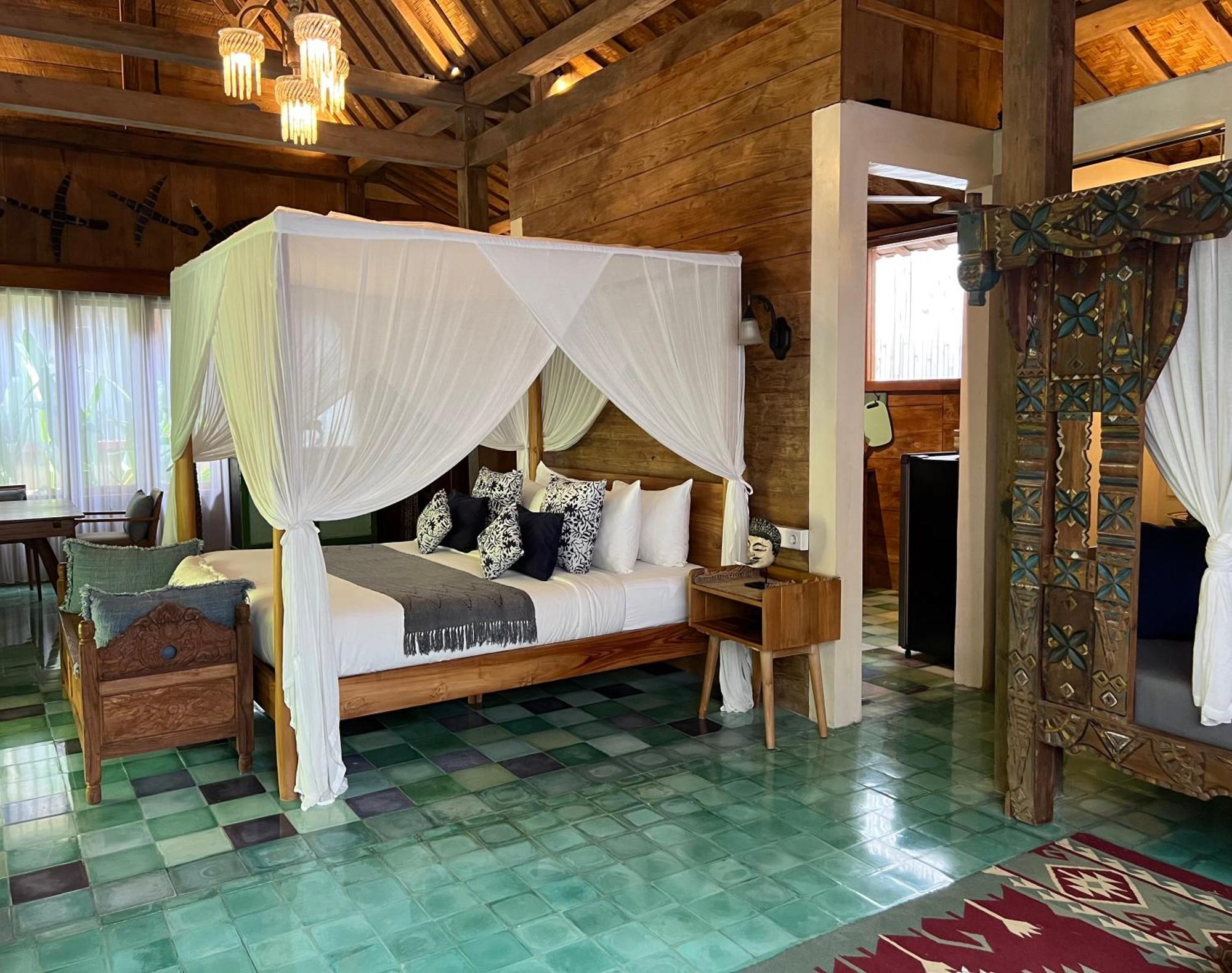 Umakayu Joglo Villa Canggu - Boutique Hotel Bagian luar foto